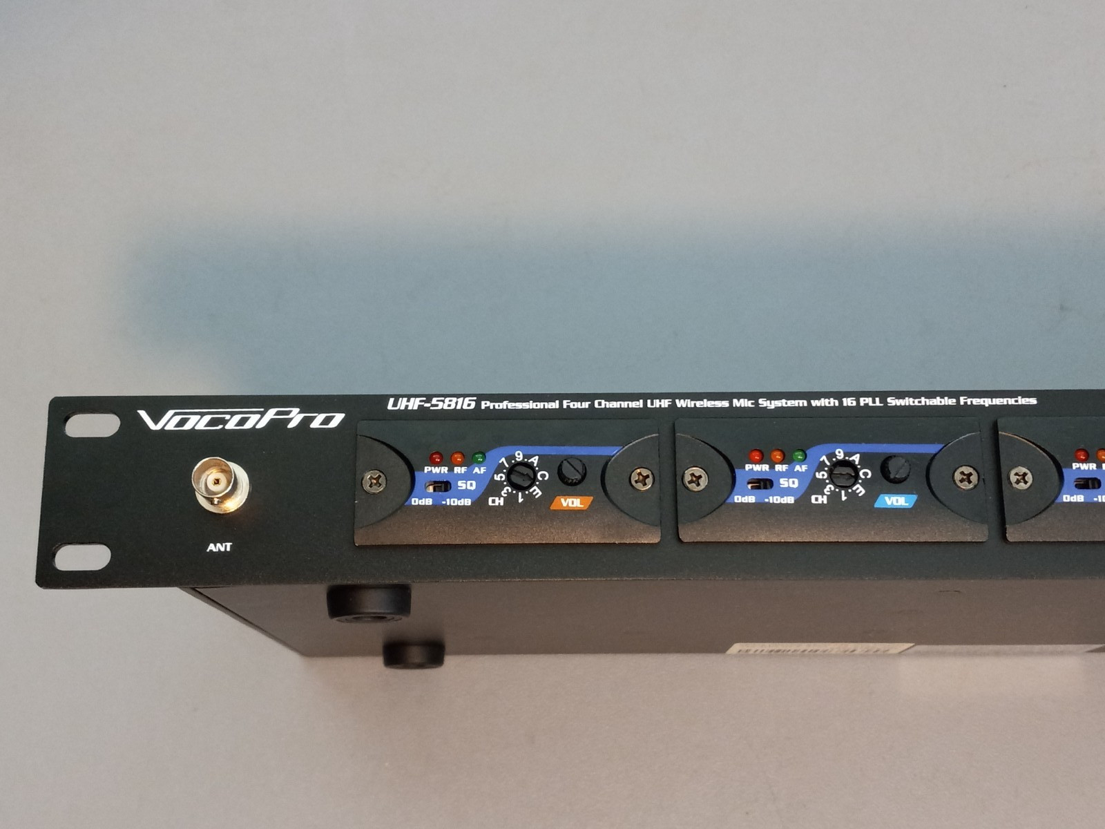 VocoPro UHF-5816 Professional 4 Channel UHF PLL Wireless Microphone System