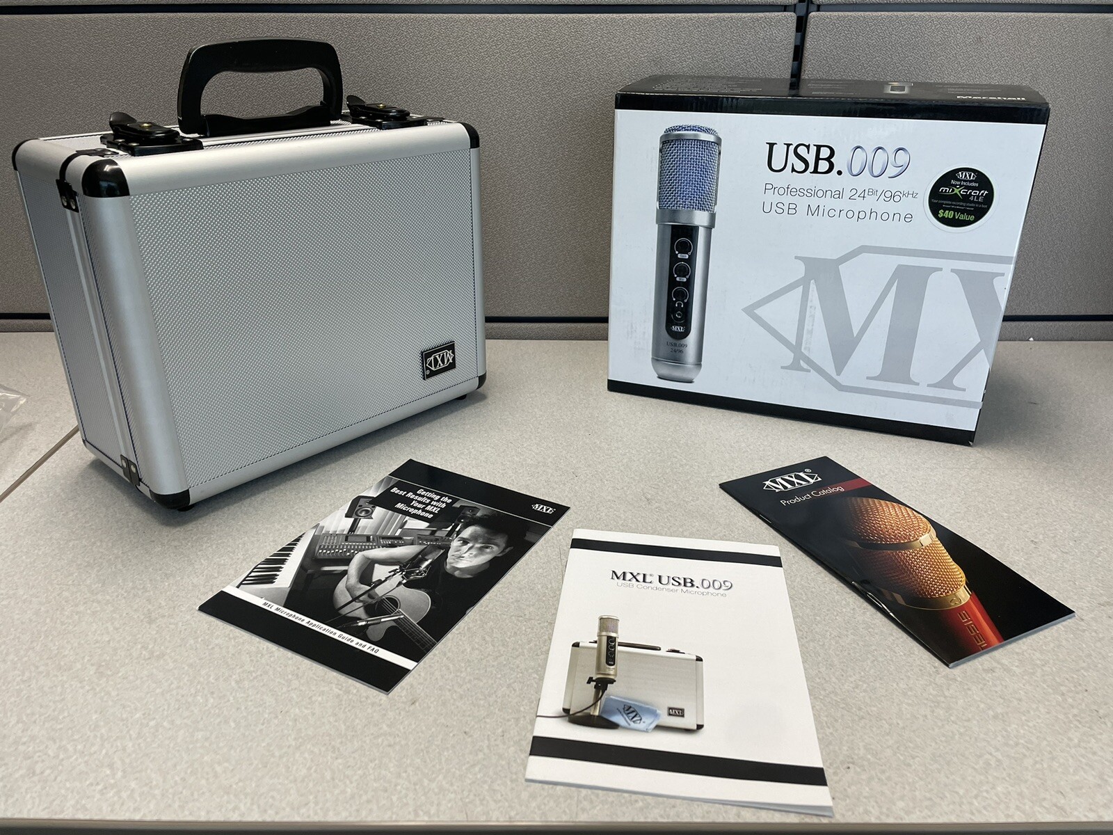 MXL USB.009 Professional 24 Bit/96kHz USB Microphone