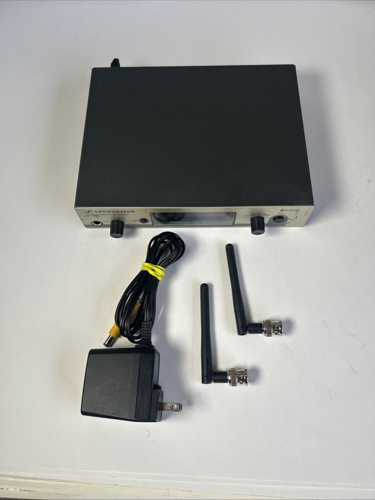 Sennheiser EM 300 EW 300 G3 True Diversity Wireless Microphone Mic Receiver 516-