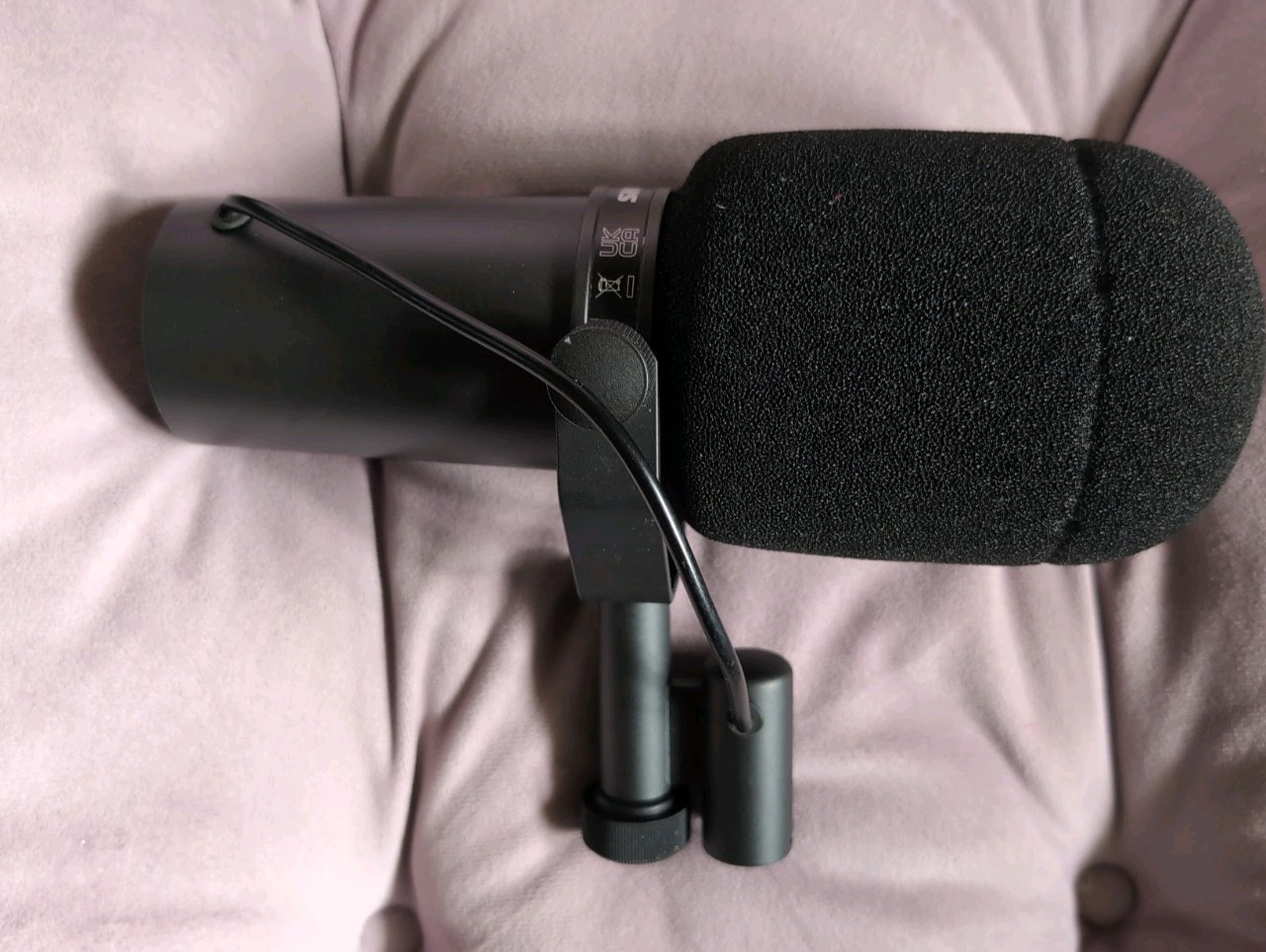 Shure SM7dB Dynamic Cardioid Vocal Microphone