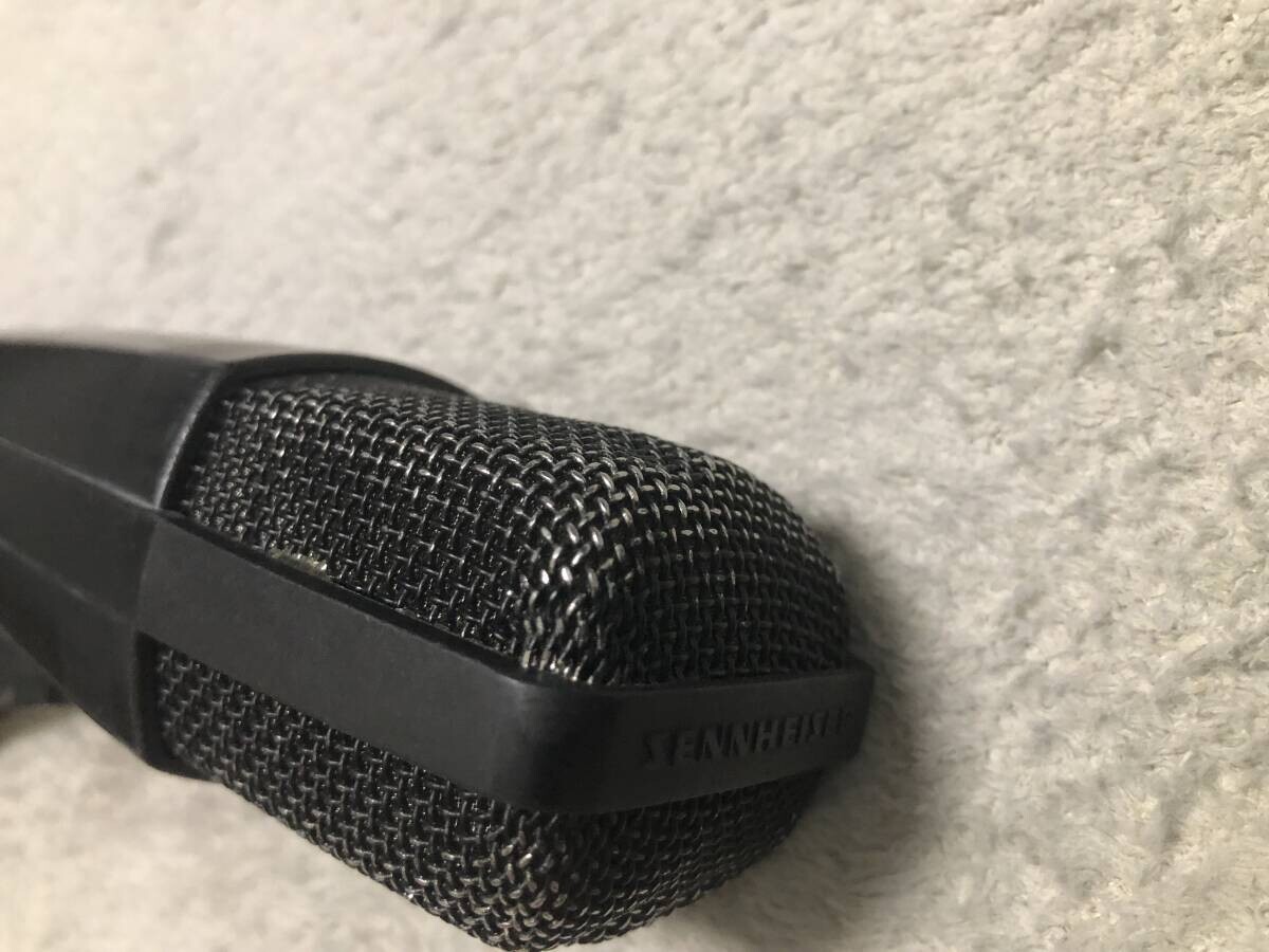 Sennheiser MD421-II Dynamic Microphone