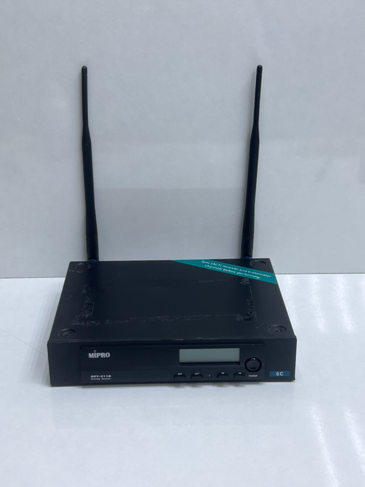 Mipro ACT-311B UHF Single Channel Diversity Receiver