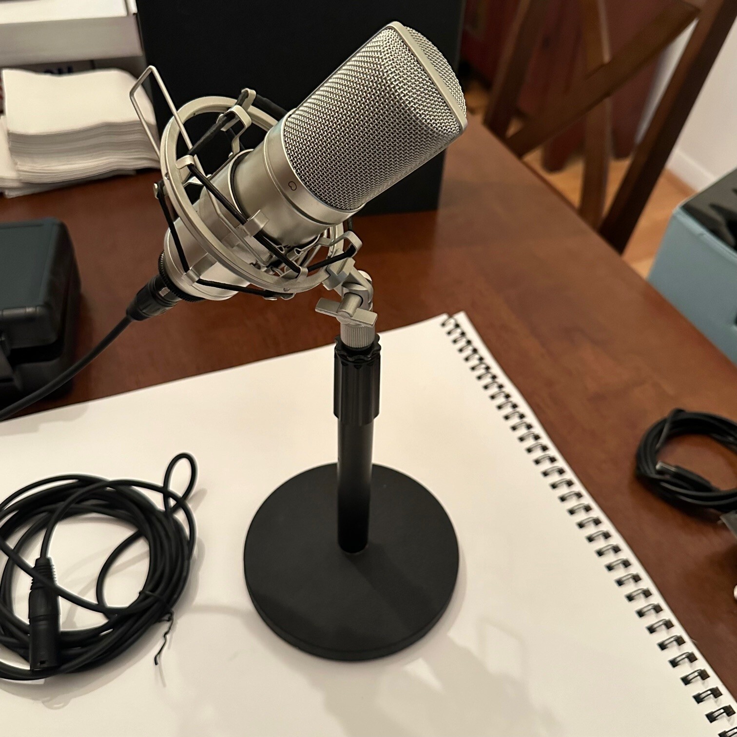 The Voice Over Microphone! “Harlan Hogan” plus accessories EUC