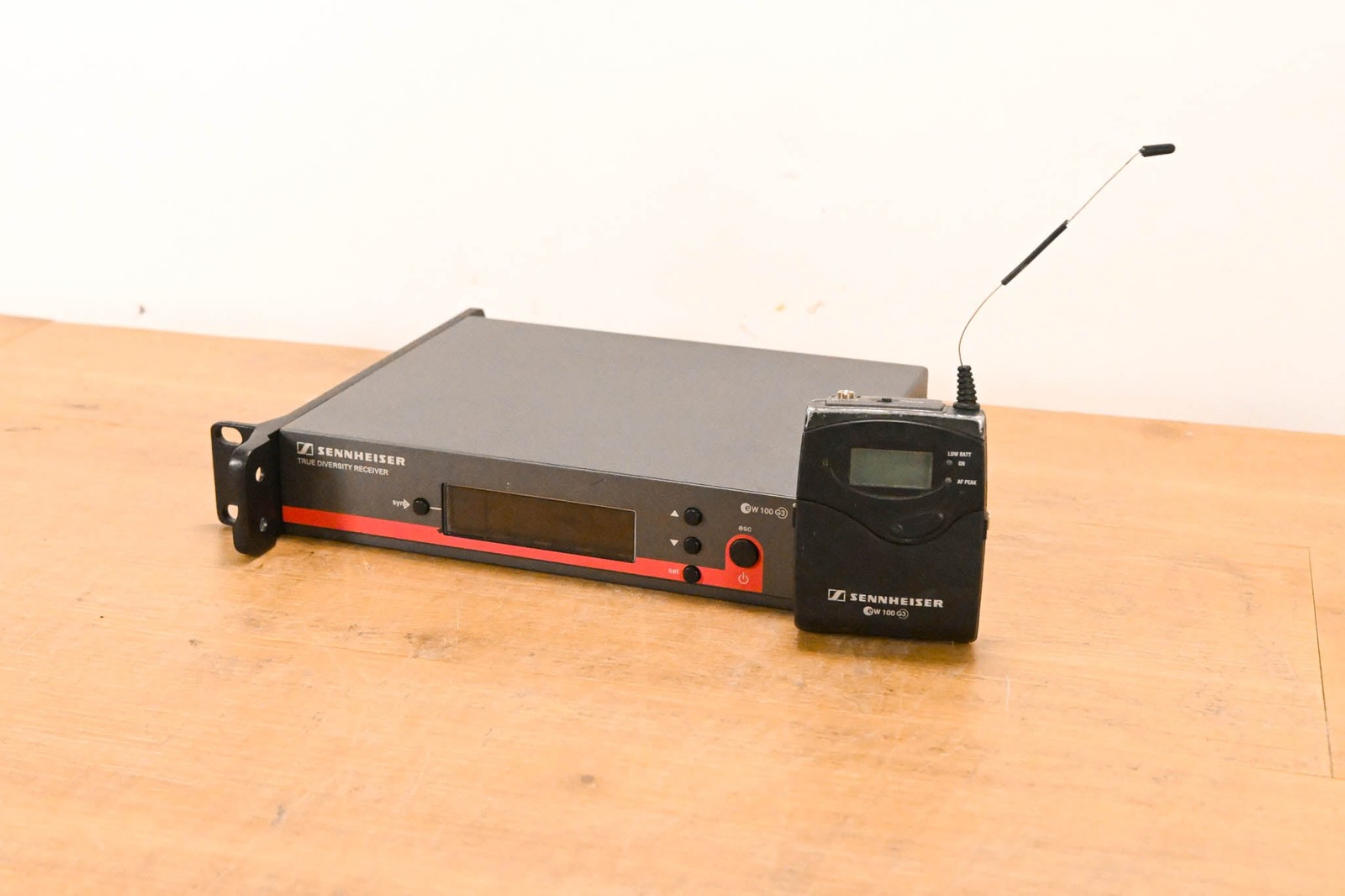 Sennheiser ew 100 G3 Bodypack Wireless System – A Range NO POWER SUPPLY CG01ZM0