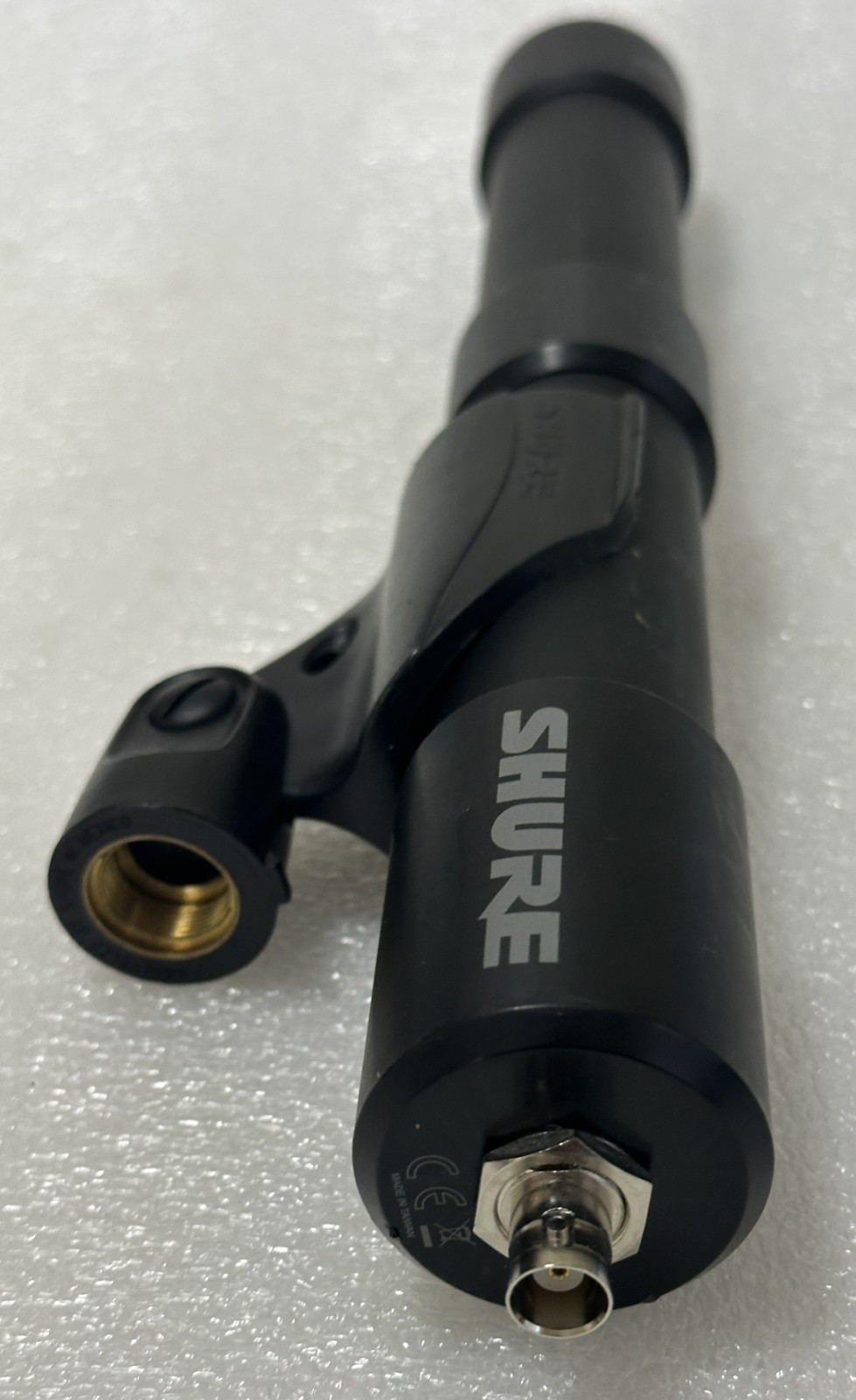 SHURE UA860SWB 470-1100 MHz PROFESSIONAL PASSIVE OMNIDIRECTIONAL ANTENNA