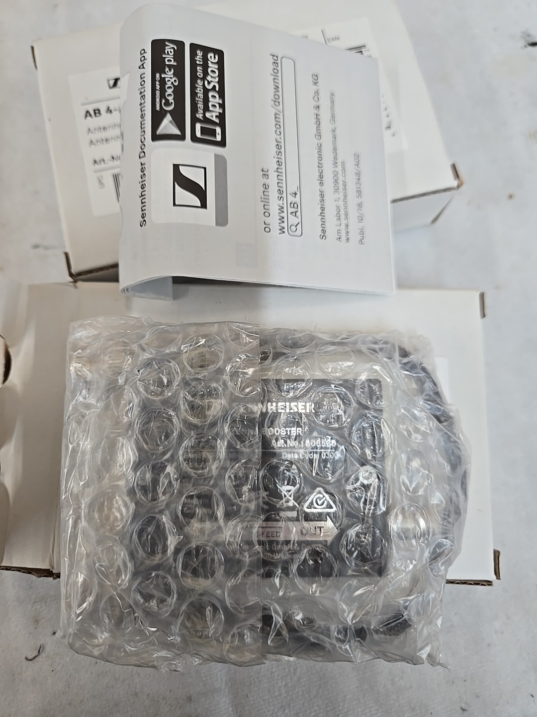 Sennheiser AB 4-AW+ Inline Wireless Antenna Booster 470-558 MHz – New In Box