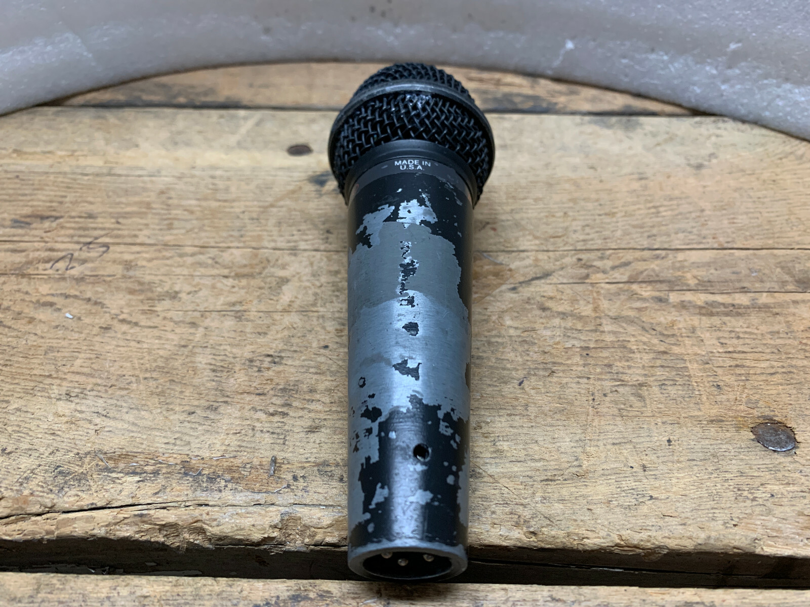 PEAVEY PVM 380N MICROPHONE- VINTAGE! SOUNDS GREAT! MAKE OFFER!!