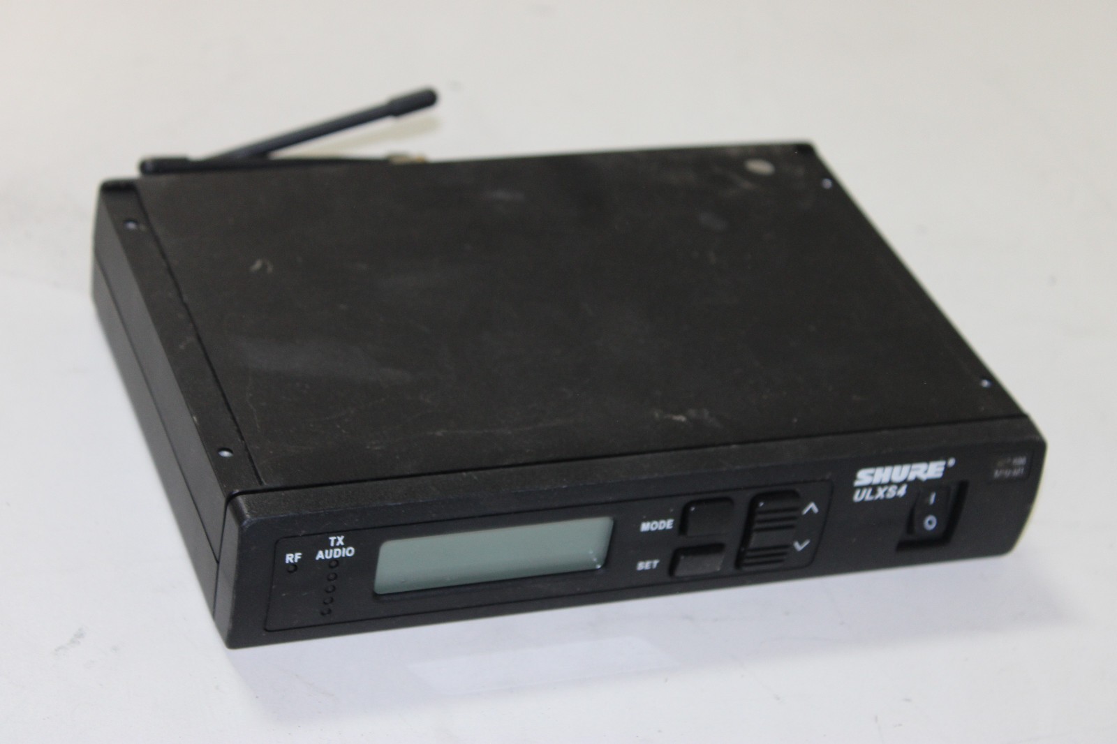 Shure ULXS4 M1 Wireless Microphone Receiver 662-698MHz