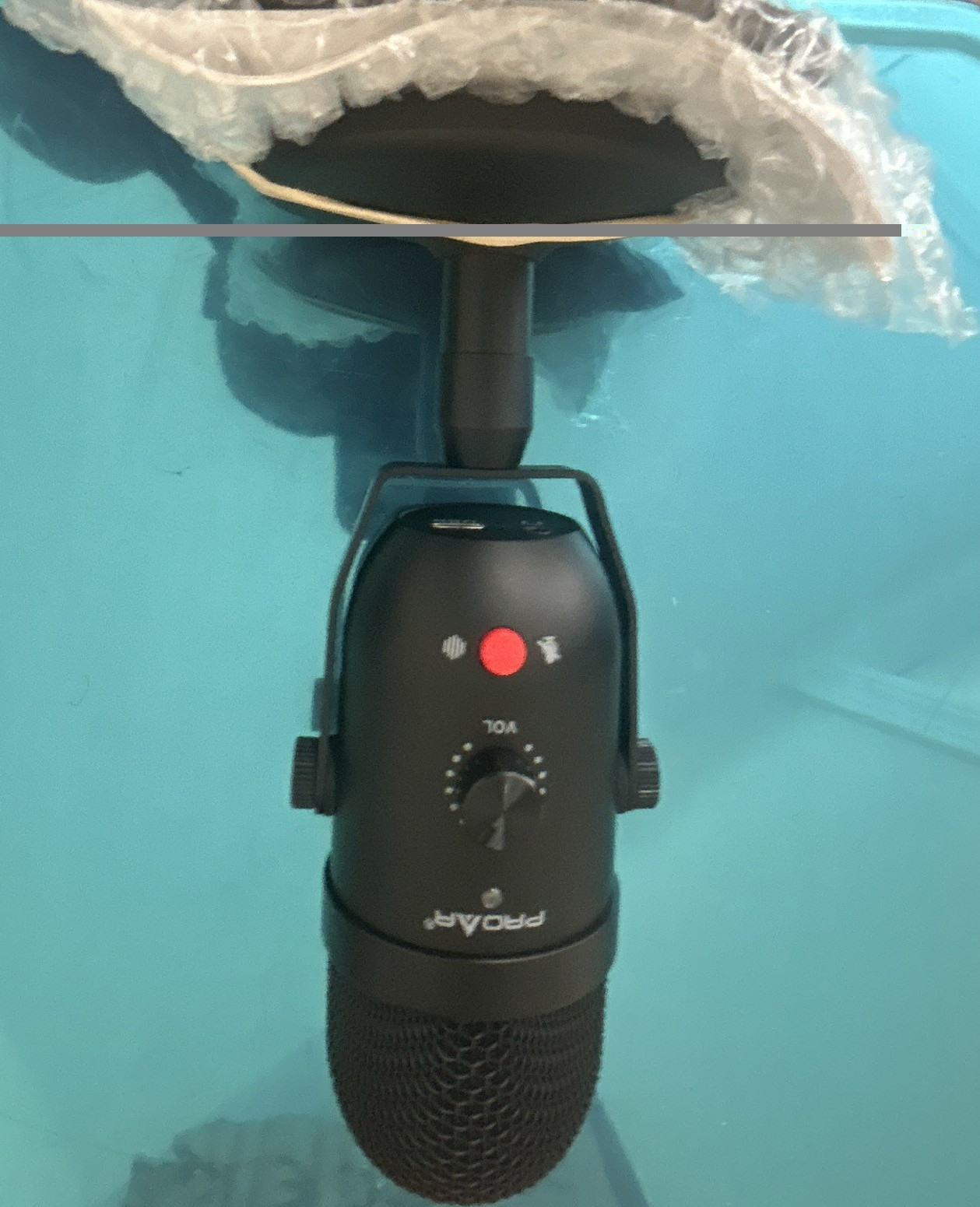 PROAR USB Desktop Microphone, Mute Switch, Volume Control, Black