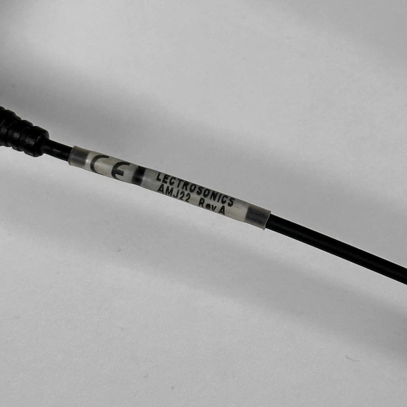 Lectrosonics SRC-B1 Dual UHF Wireless Receiver (537.600-614.375 MHz)