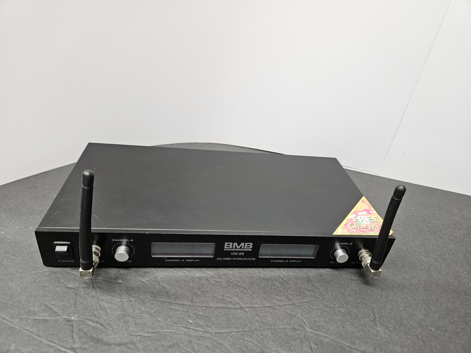 Original VM-88 Better Music BuilderDual Channel VHF Wireless Microphone System