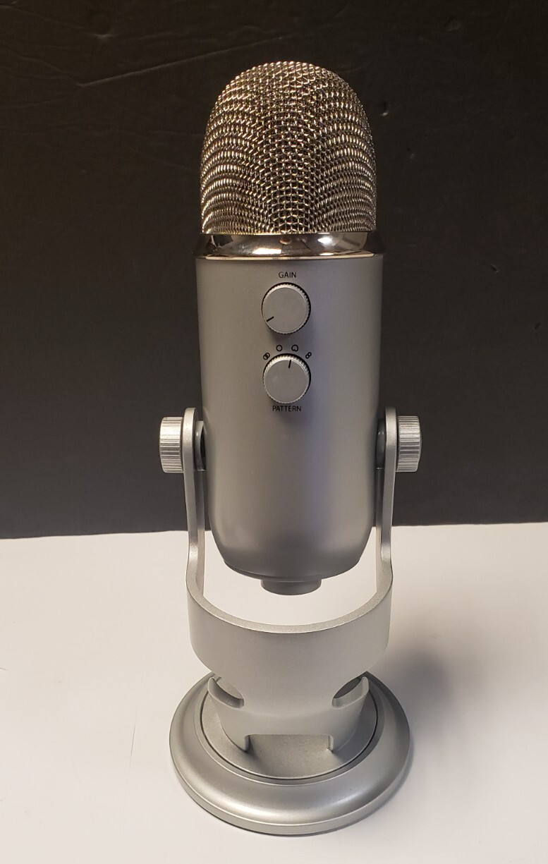 Blue Yeti Professional Multi-Pattern USB Condenser Microphone Tested Works