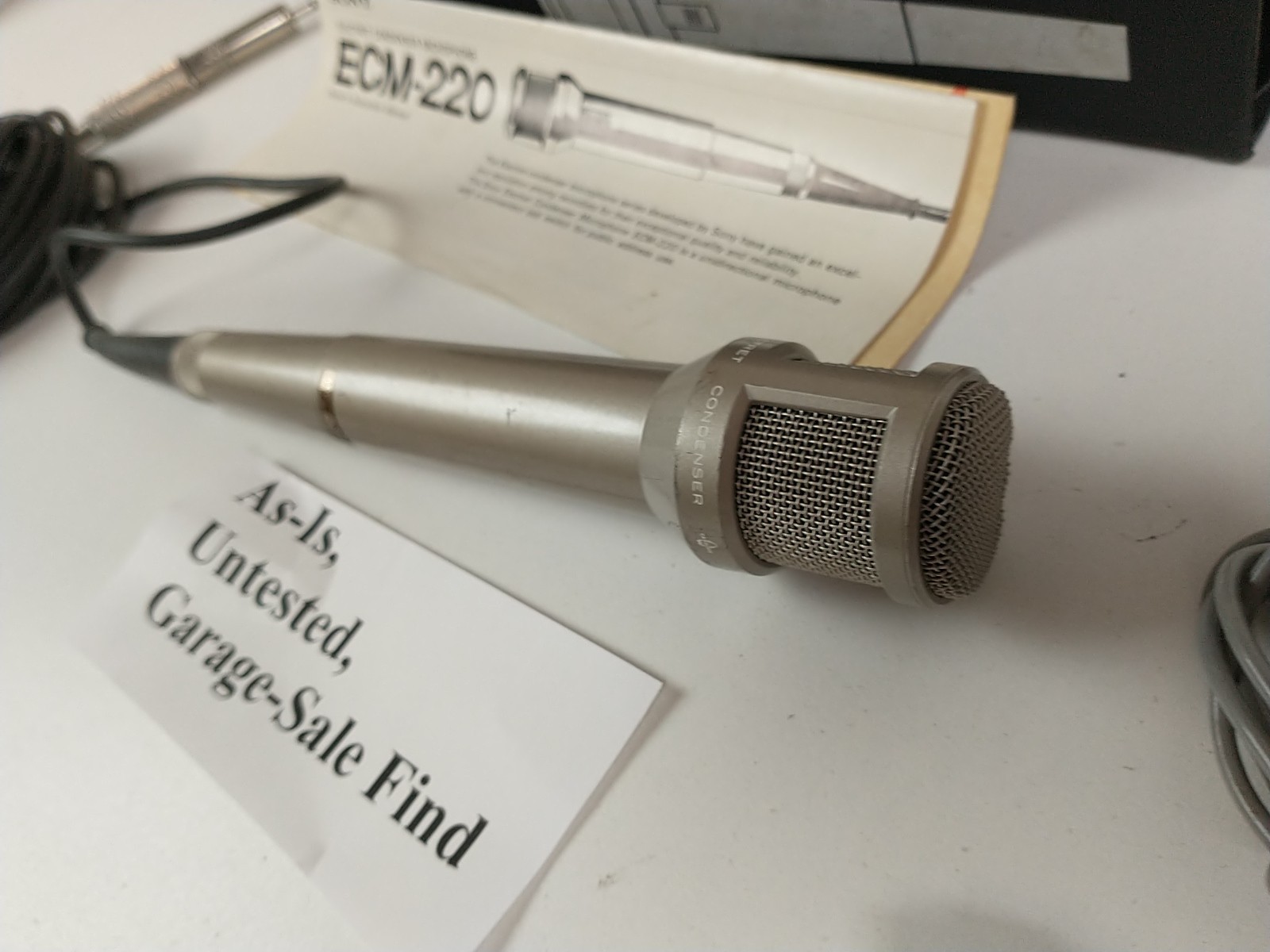 Untested Sony ECM-220 Electret Condenser Microphone with Case