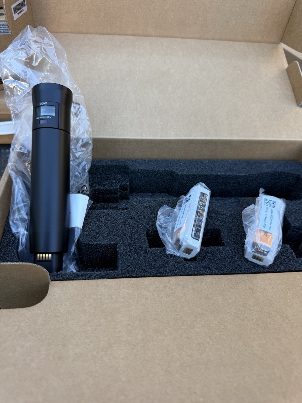 Shure Adx2 Wireless Handheld G58 With Two Batteries (No Capsule)