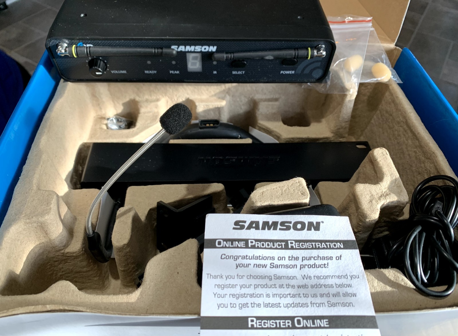Samson Airline 88 Headset Wireless UHF Microphone Fitness System 00-Ch. K-Band