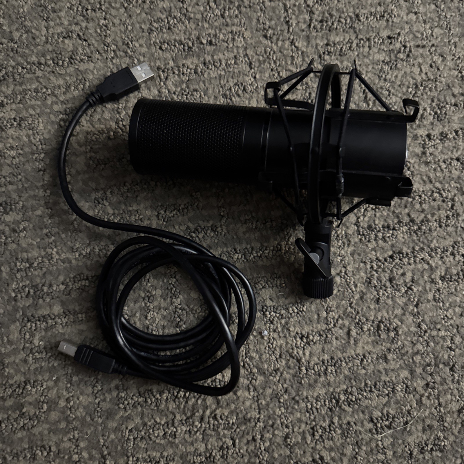 TONOR Q9 USB Condenser Microphone With Shock Mount And Power Cord