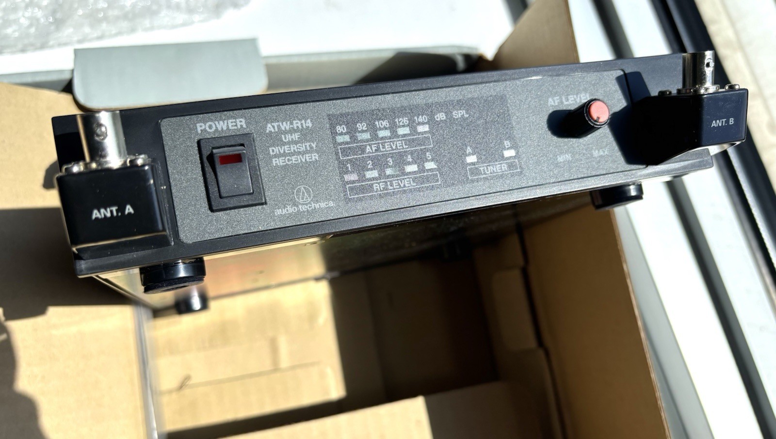 Audio Technica ATW-R14 UHF Diversity Receiver FULL SET UNUSED