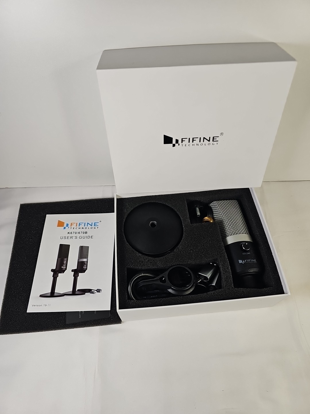 FIFINE USB Microphone Condenser AB Type Adjustable Stand Headphone Jack New