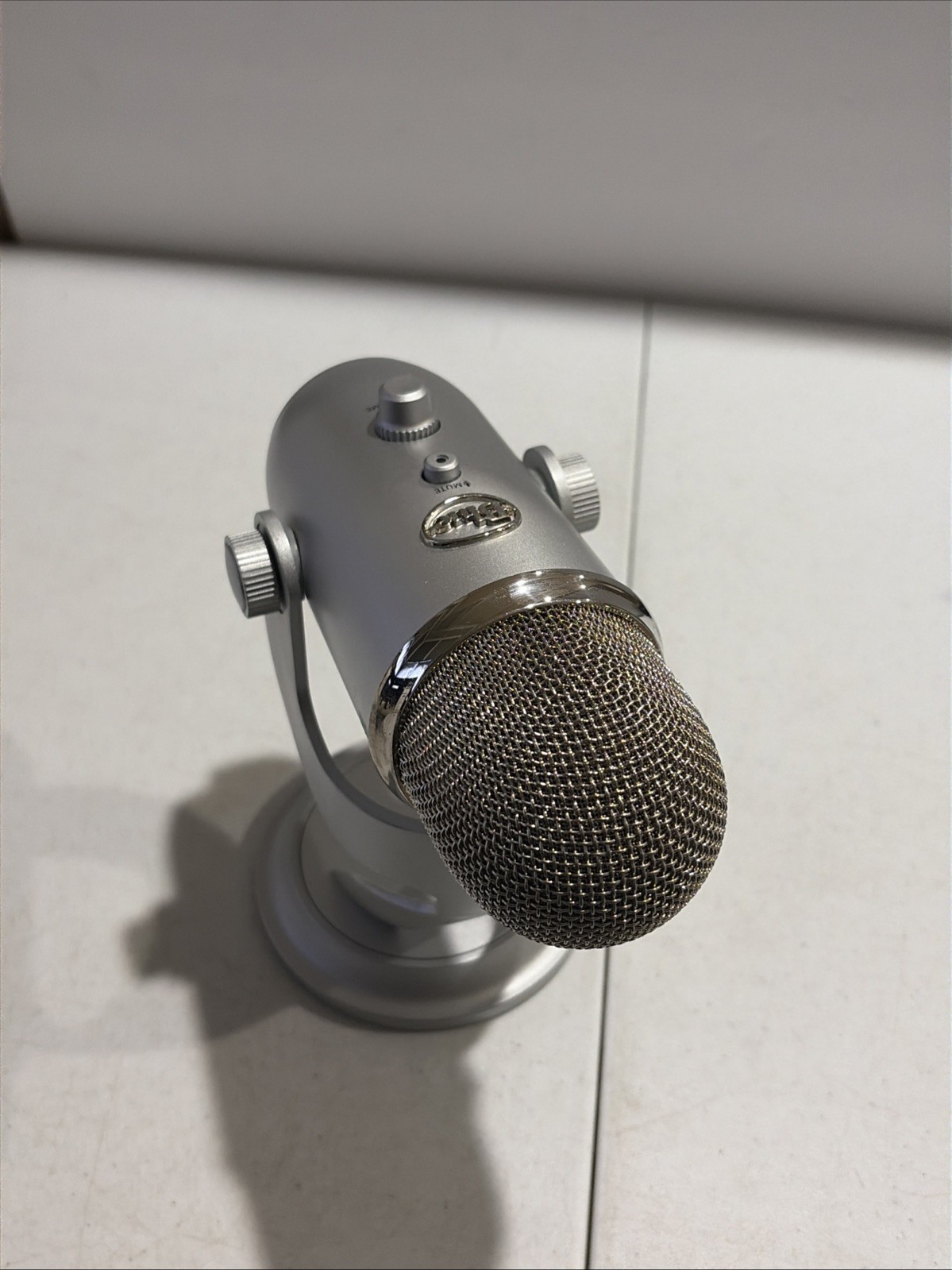 Blue Yeti Professional Multi Pattern USB Condenser Microphone Silver Edition