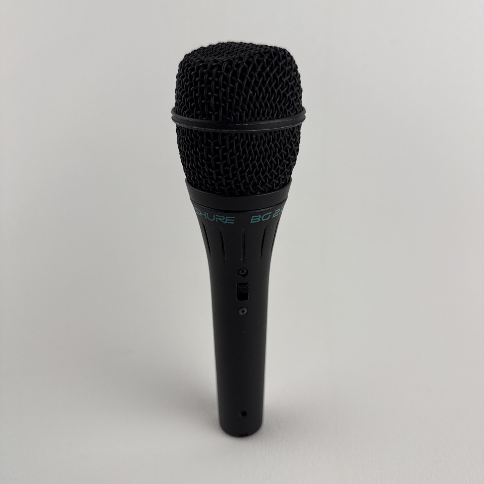 SHURE BG 2.0 Dynamic Vocal Microphone Dented Grill TESTED & WORKING