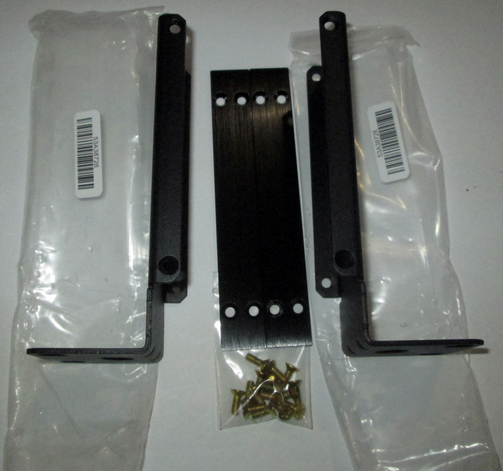 SHURE RPW504 Dual Rack Mount for BLX4R SLX4 SLXD4 ULXD4 P3T P9T PA411