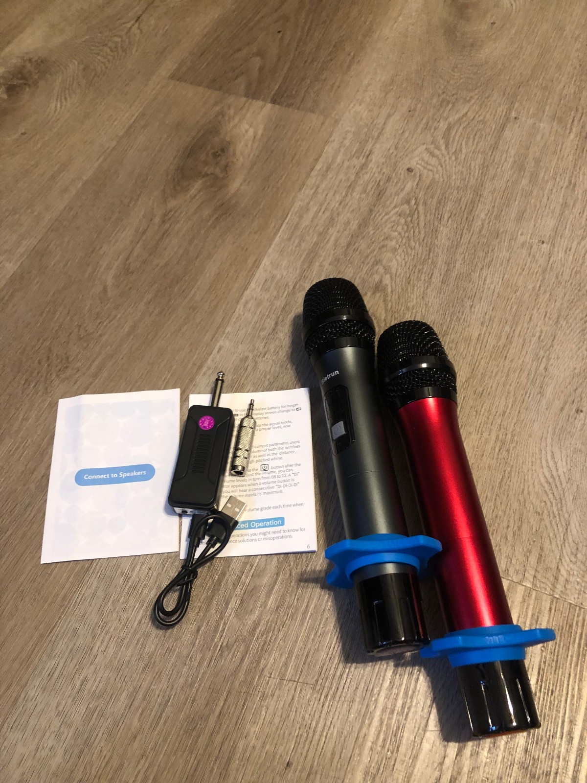 LOT of 2 Bietrun Wireless Microphone WXM02 with Reciever + manual