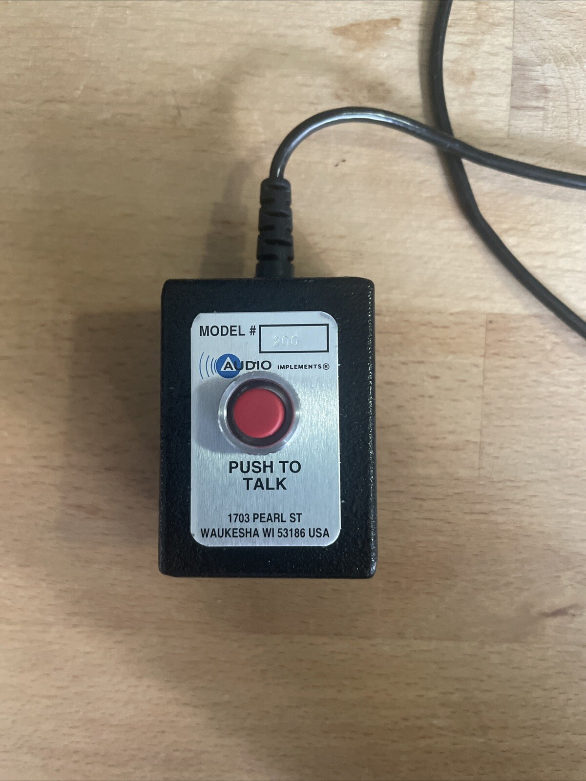 Audio Implements 200 Amplifier Box Untested