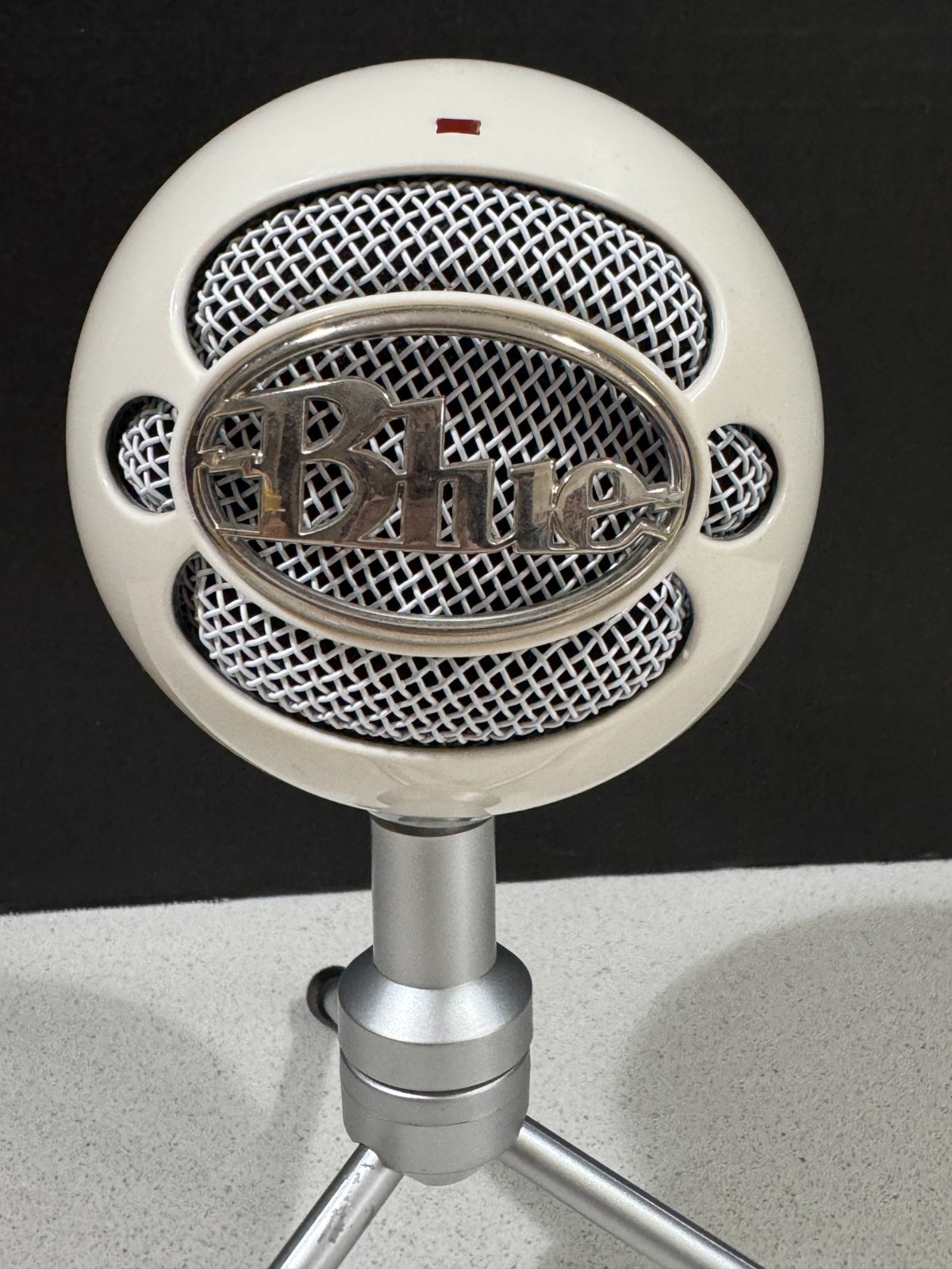 Blue MicrophonesSnowball iCE Condenser USB Microphone