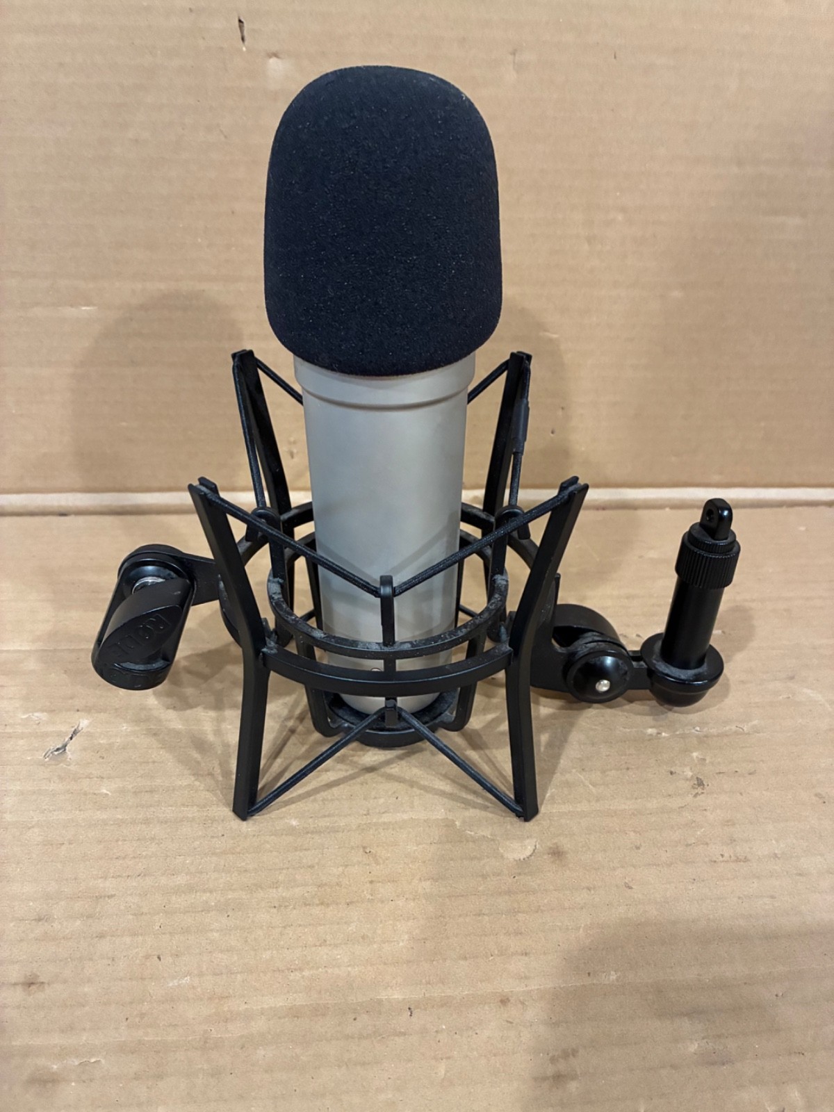 RODE NT1-A Wired Professional Microphone