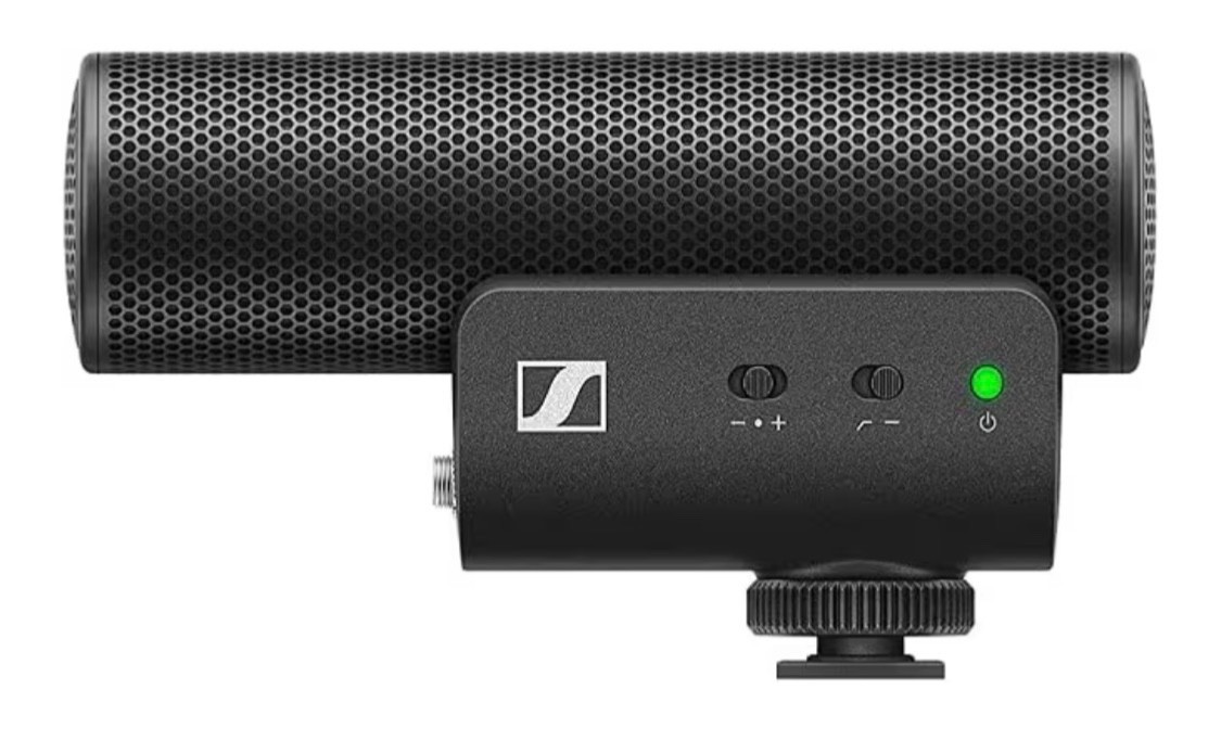 MKE 400 Directional On-Camera Shotgun Microphone with 3.5mm TRS and TRRS Connect