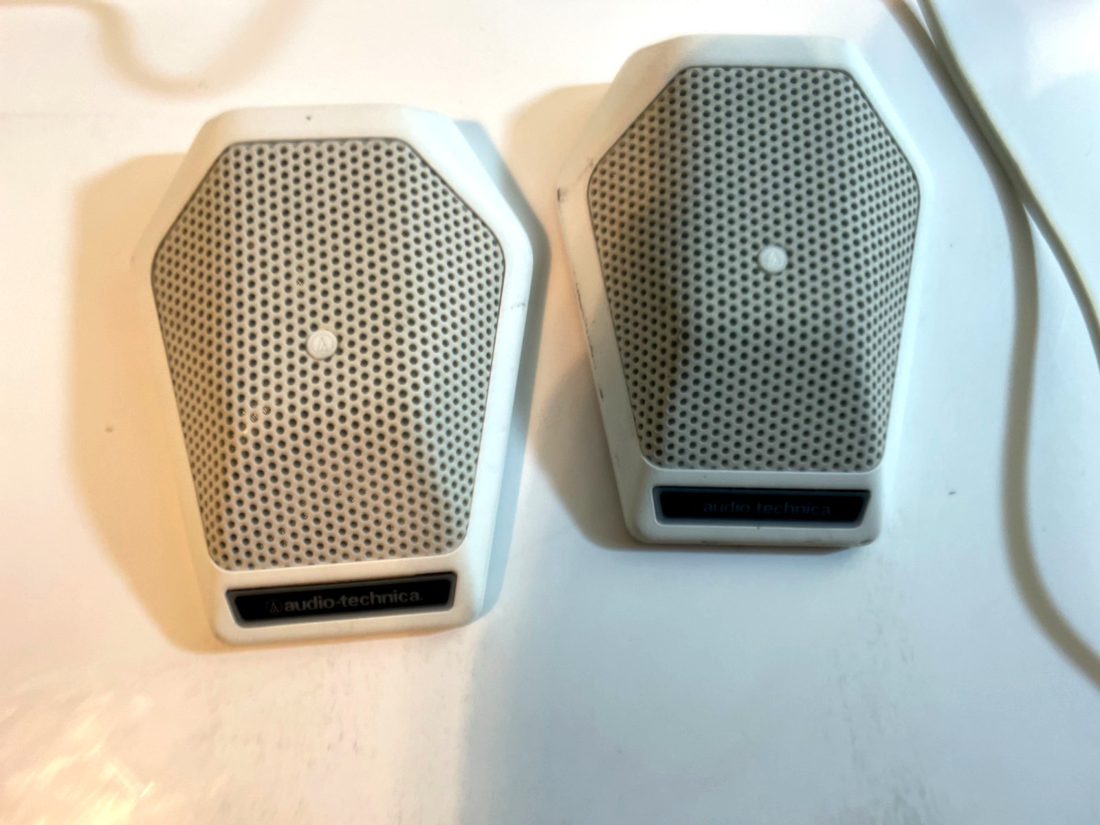 Audio-Technica U851R Cardioid Condenser Boundary Microphone Per Unit