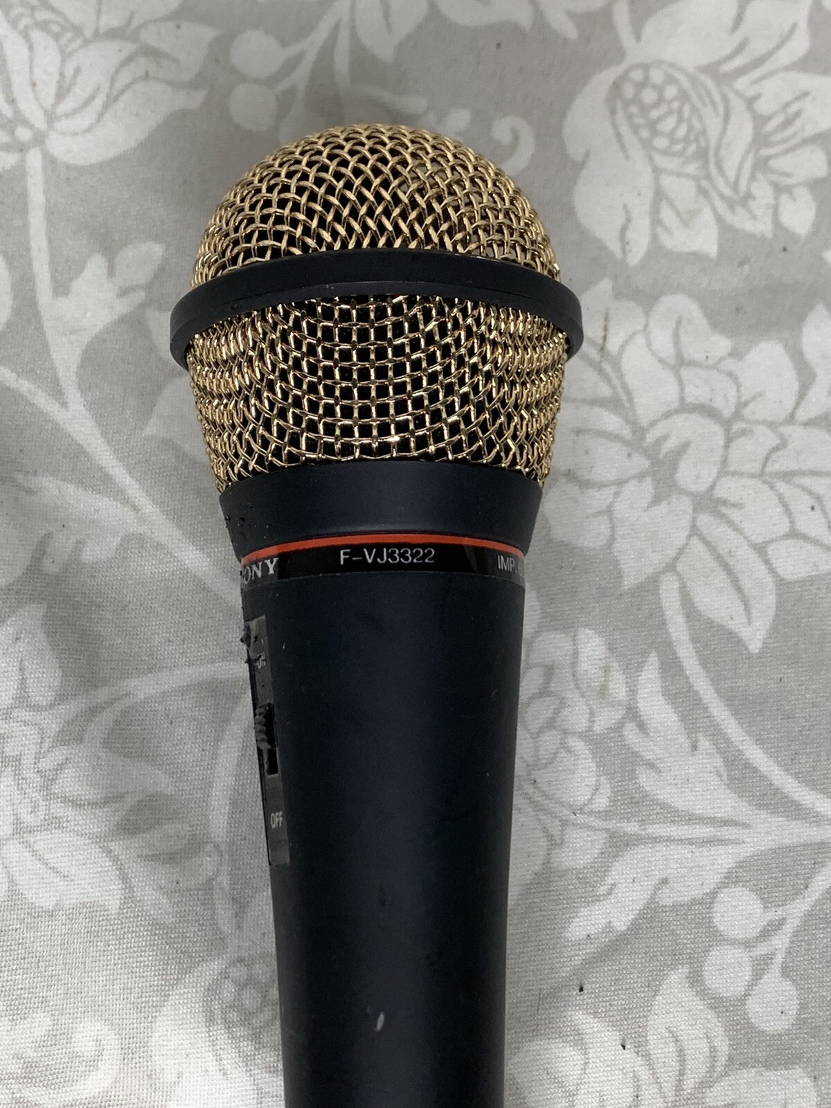 Sony F-VJ3322 Gold Impedance 600 Dynamic Vocal Wired Microphone Black (G3)