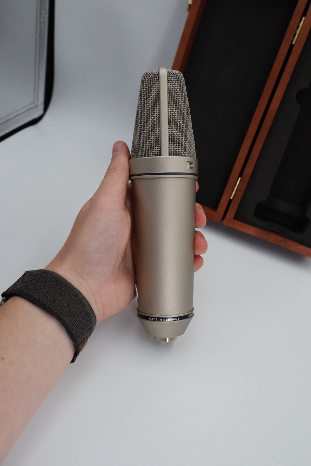 Neumann U87 Ai Wired Condenser Microphone With Box