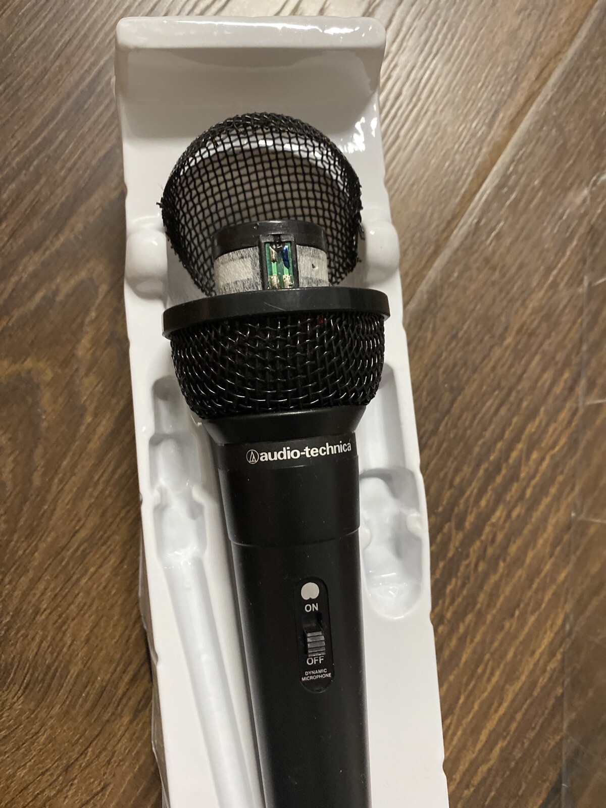 Audio-Technica ATR1100 Vocal Microphone for Karaoke and All-Around Use