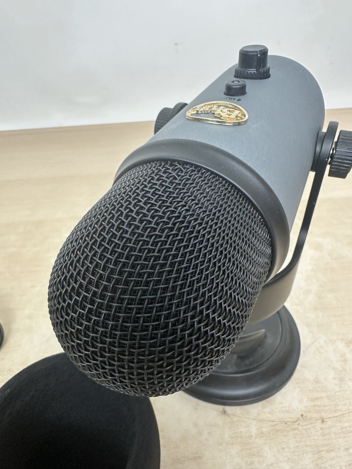 Blue Yeti Studio Recording USB Microphone & Stand- RARE Gray Slate Version WORKS