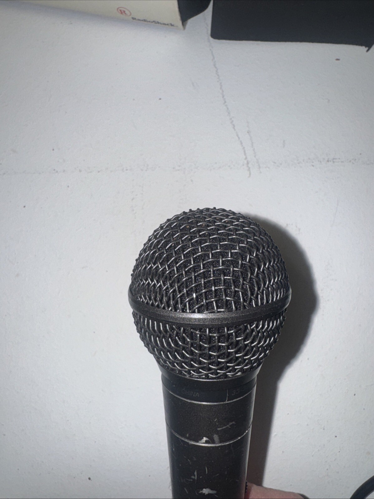 Radioshack 33-3004 Handheld Unidirectional Dynamic Microphone w/ Case Untested