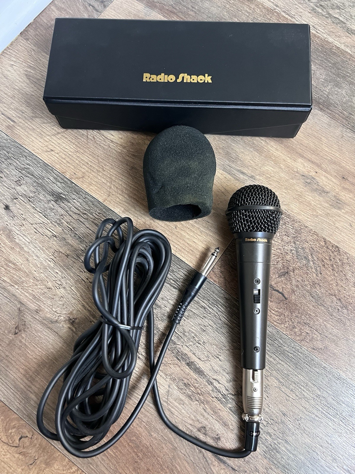 Vintage Radioshack Unidirectional Microphone with Foam Cover & Hard Case