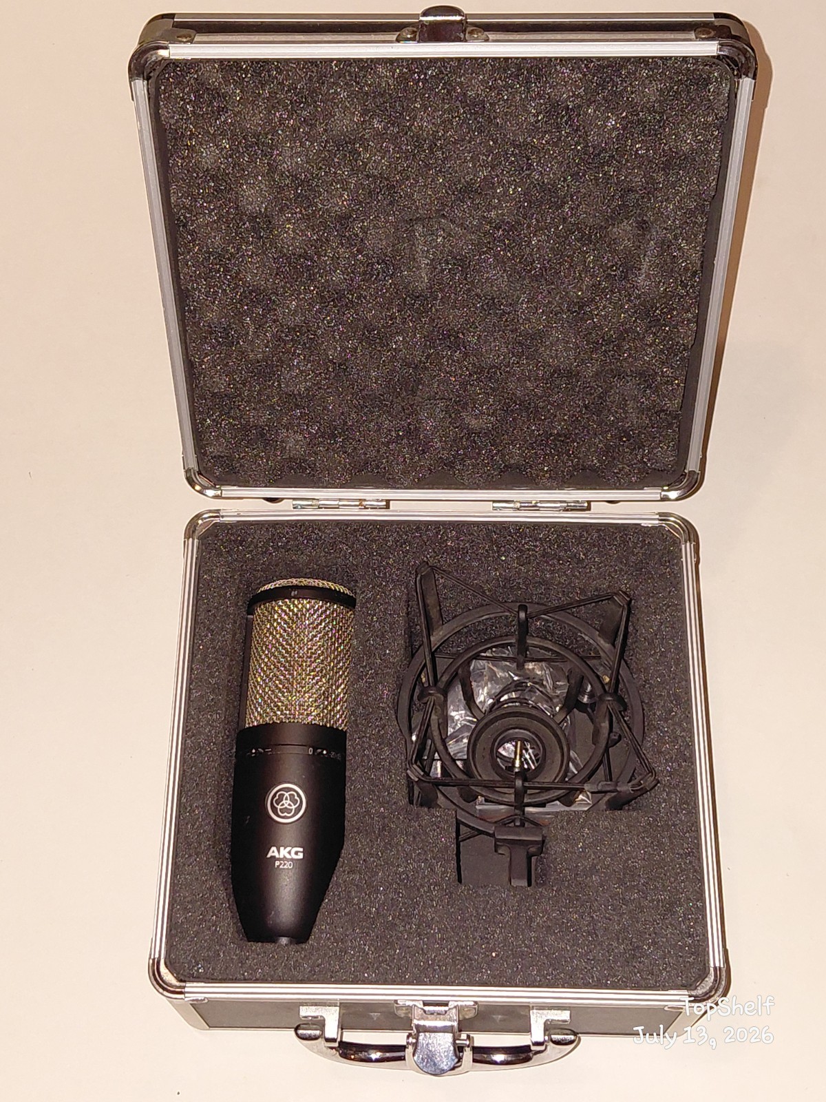 ​AKG P220 Large-Diaphragm Condenser Microphone – With Shock Mount and Hard…