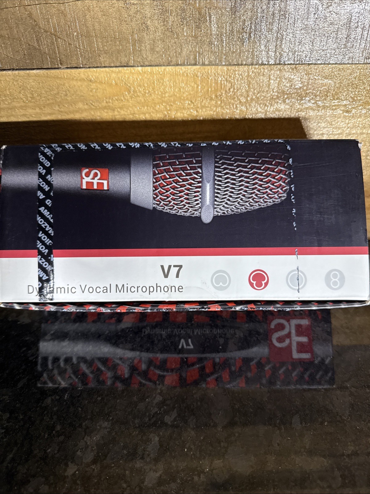sE Electronics V7 Handheld Supercardioid Dynamic Microphone (Dark Gray)