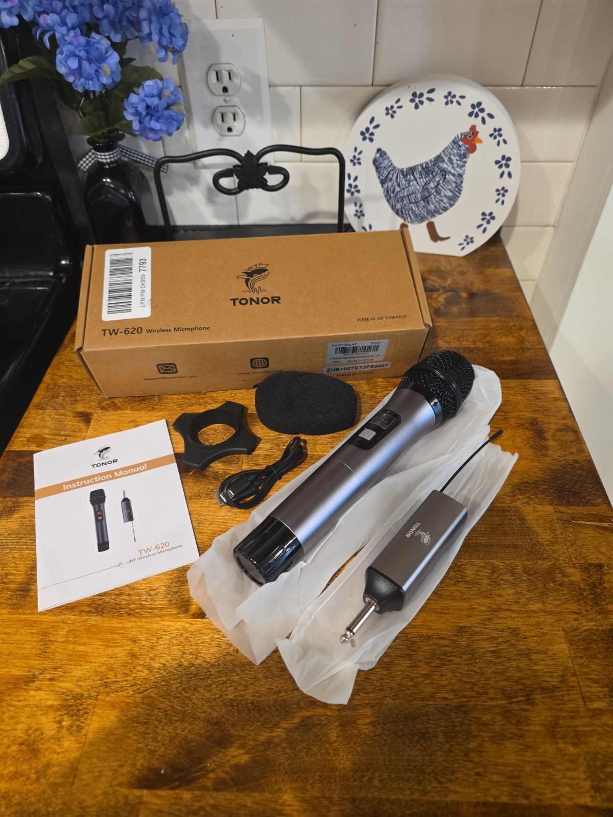 tonor wireless microphone TW620 OpenBox BATTERIES NOT INCLUDED