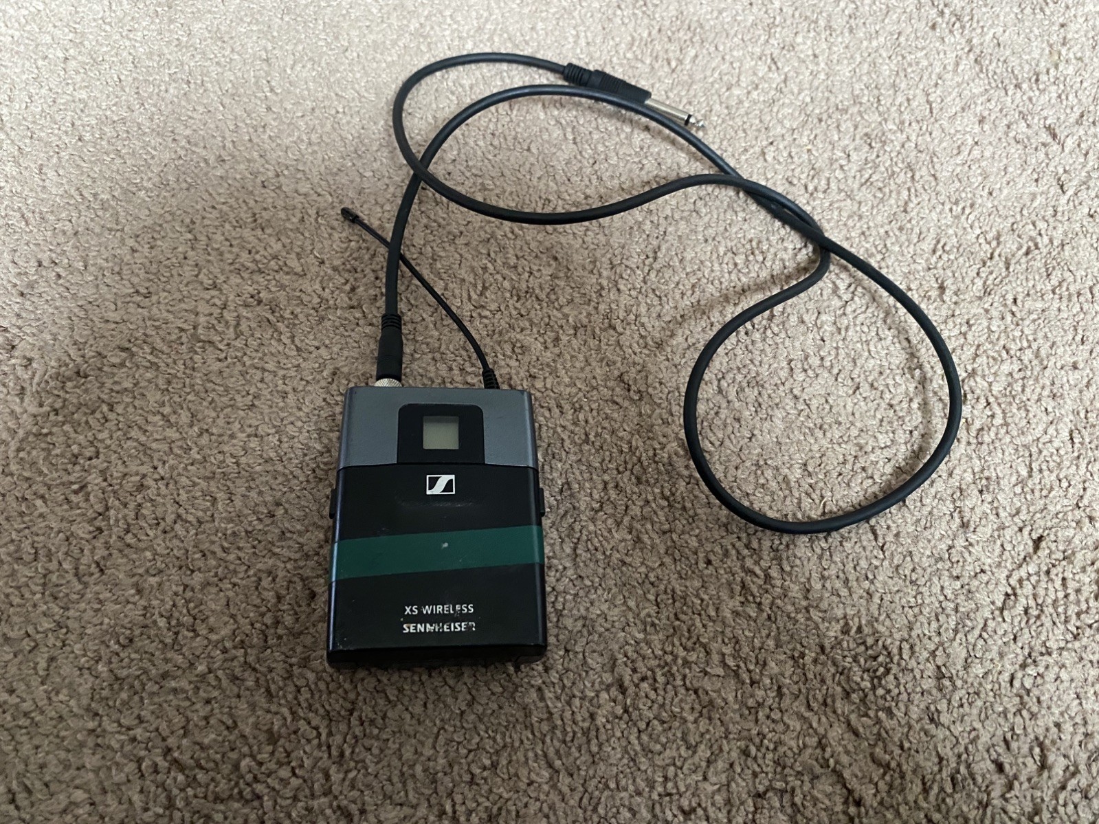 Sennheiser XS Wireless Guitar / Instrument (XSW) System – Pro Audio – Pre-Owned