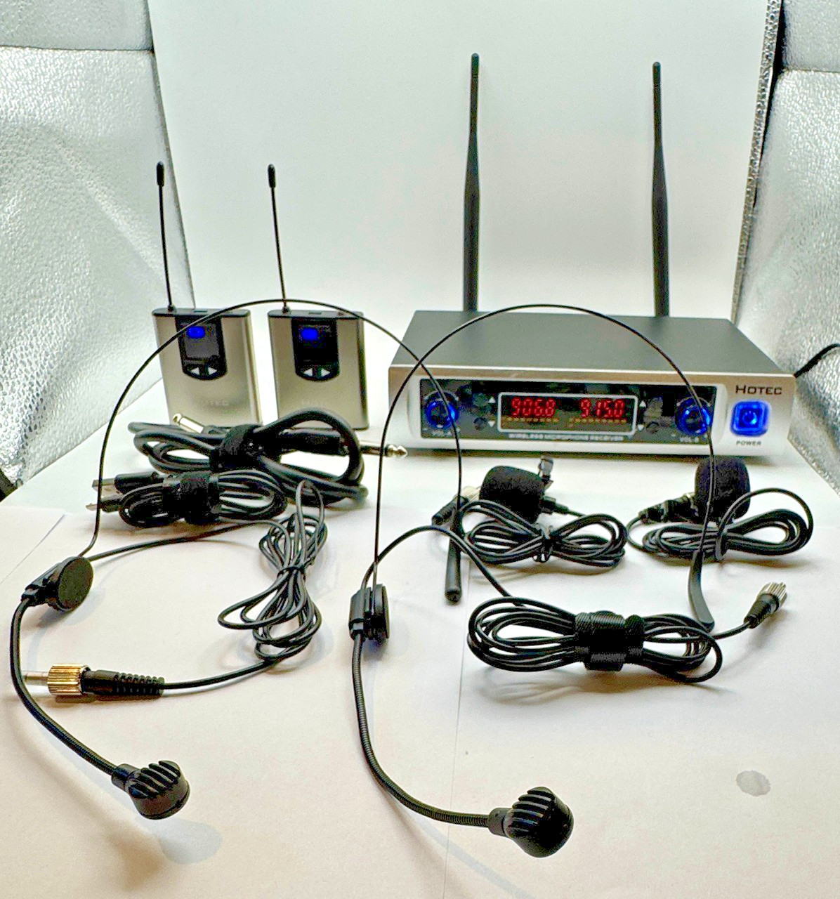 Hotec H-K25 UHF Wireless Microphone System with Dual Headsets and Lapel Mics