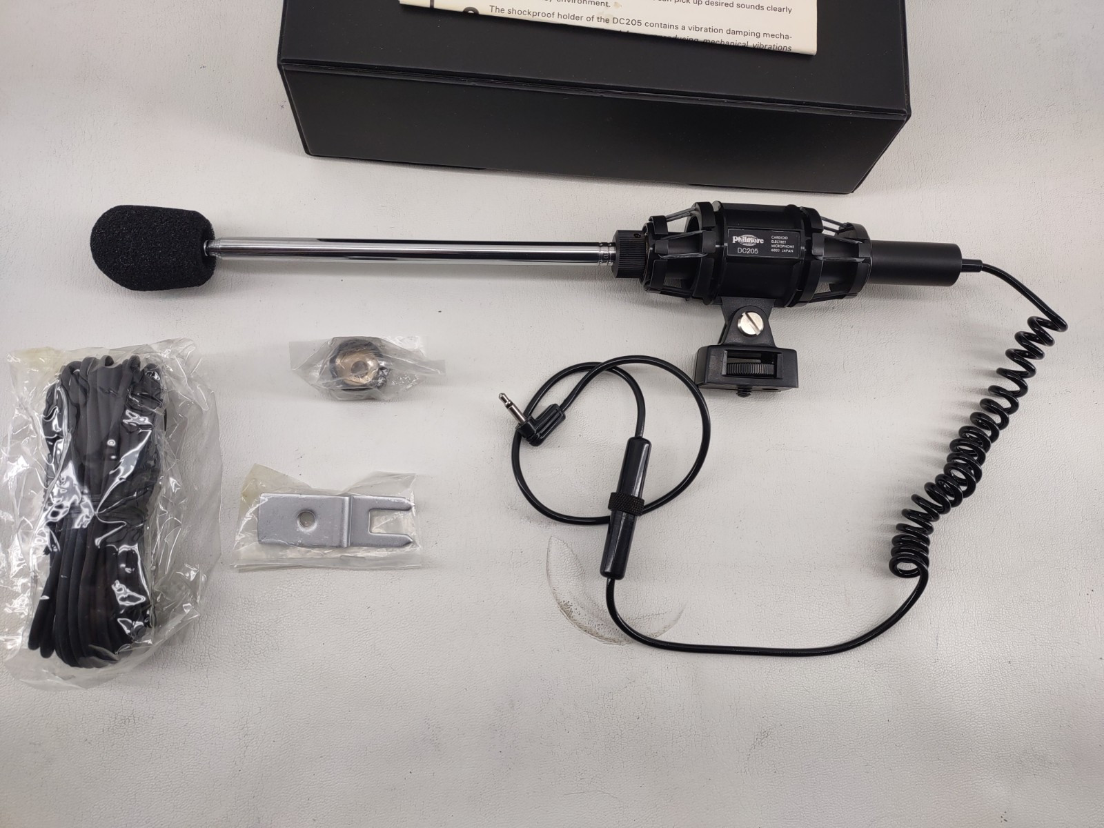 Philmore DC205 Super Directional Shotgun Microphone W/ Telescoping Boom