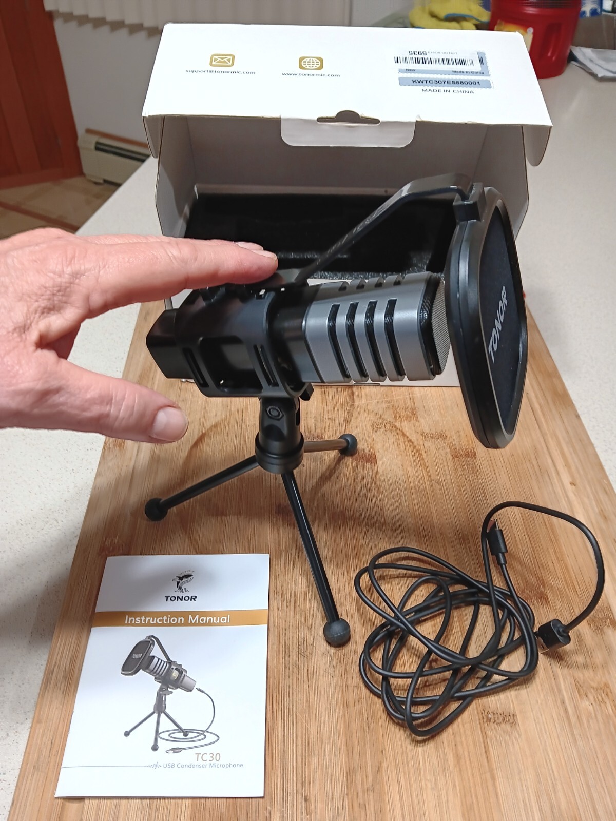 TONOR TC30 USB Condenser Mike & Tripod Stand, Pop Filter, Shock Mount OPEN BOX