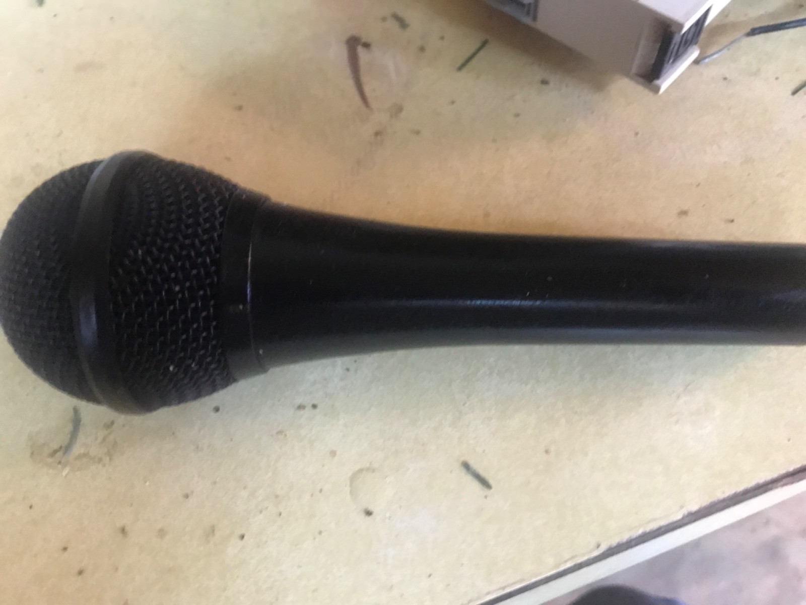 Nady SP-33 Starpower Series Dynamic Microphone – 95
