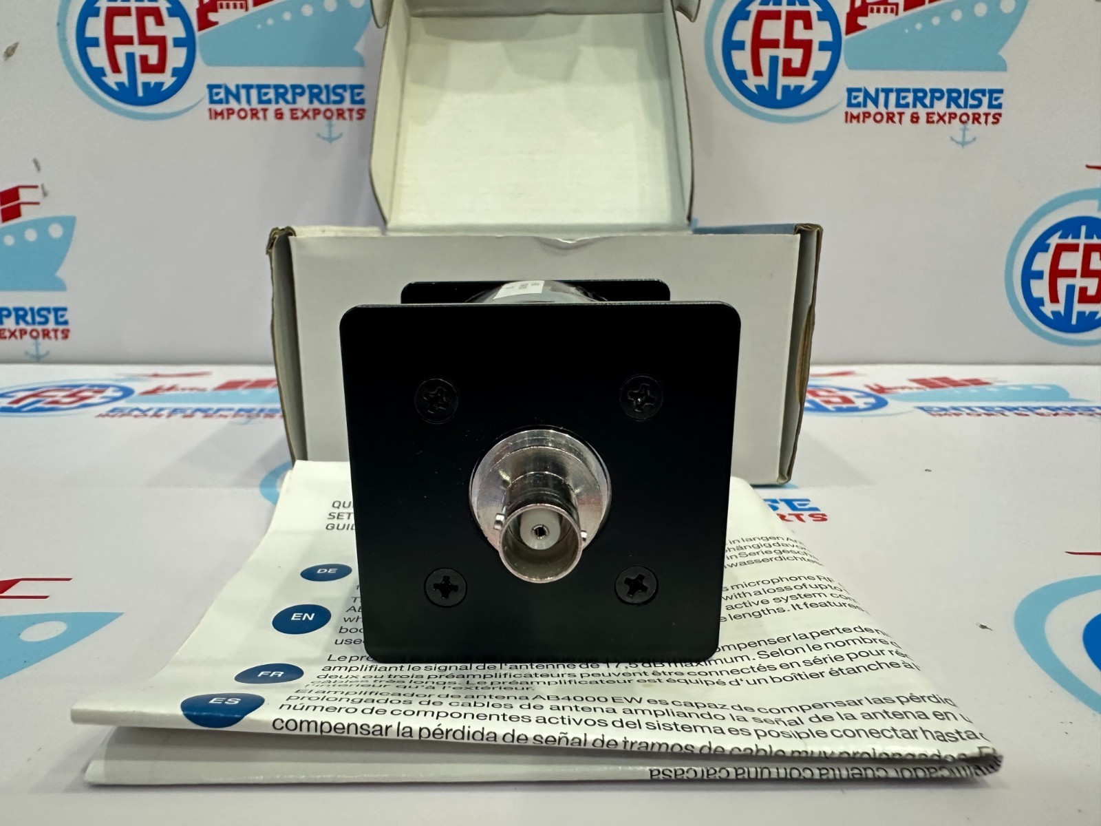 AKG AB4000 EW Antenna Booster for Active and Passive Antennas (470 to 952 MHz)