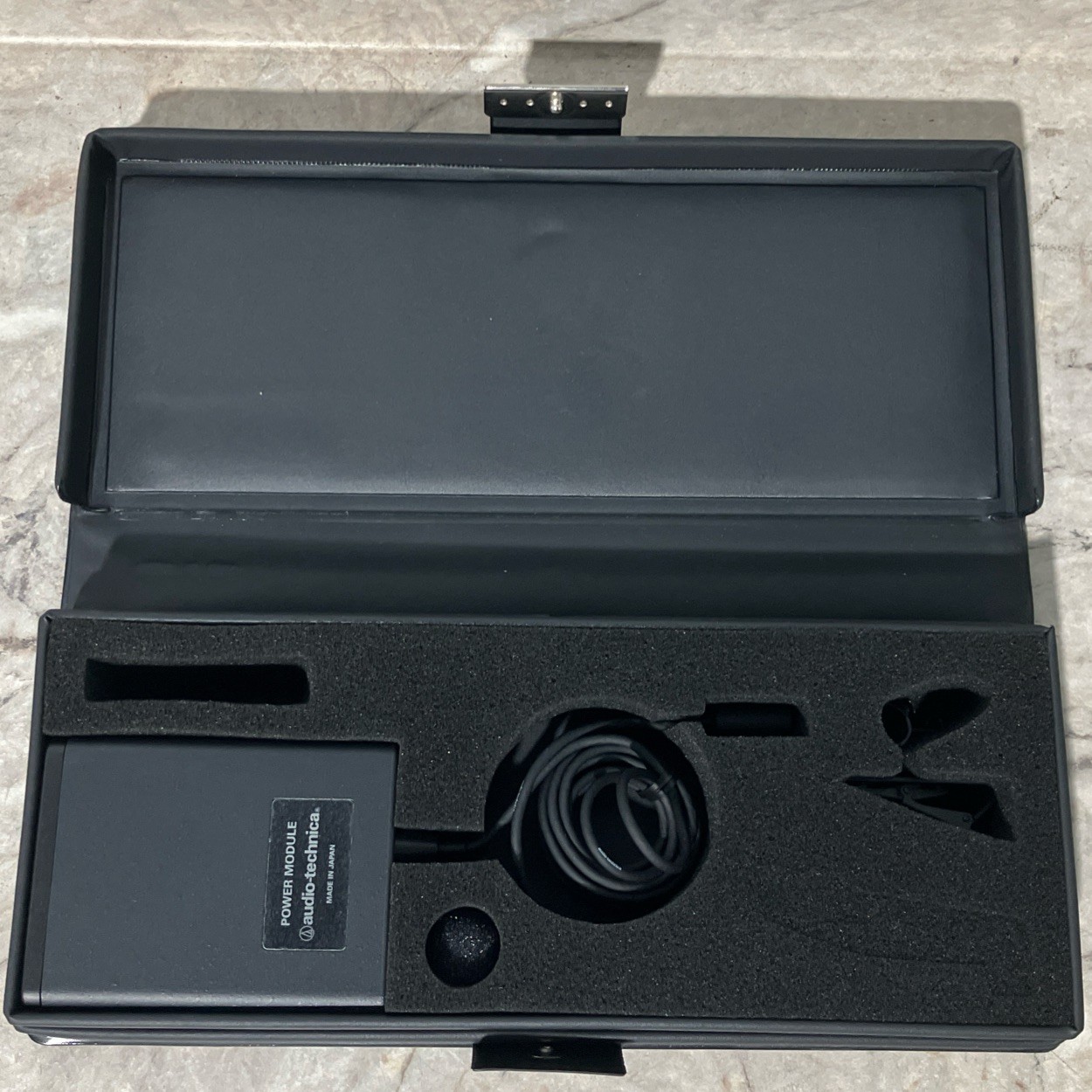 Audio Technica AT803b Omnidirectional Condenser Microphone – Working
