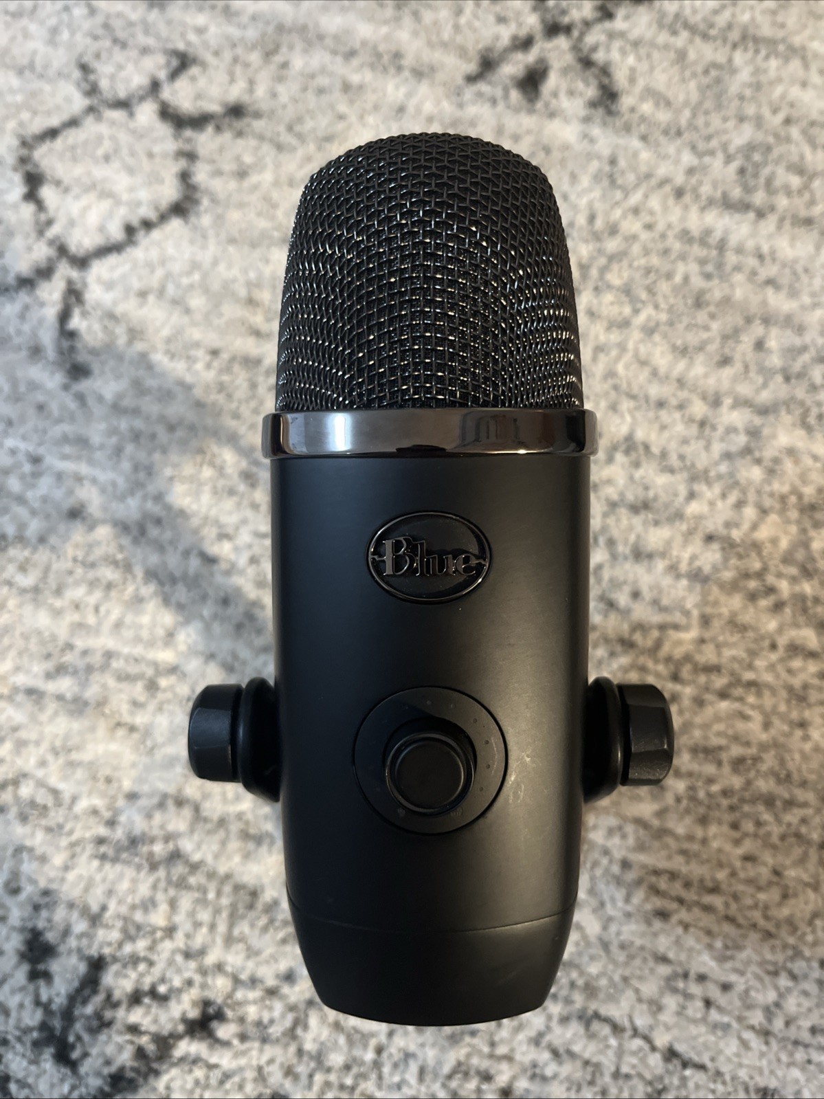 Logitech Yeti nano Condenser Cardioid Microphone – Blue
