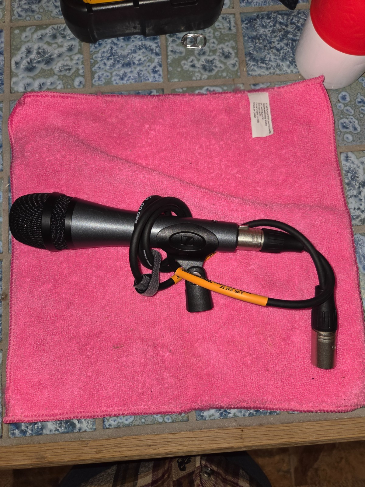 Sennheiser E835 Dynamic Wired XLR Professional Microphone