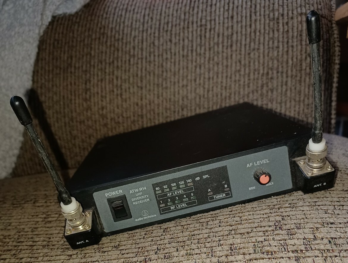 AUDIO-TECHNICA Wireless Audio Receiver Model ATW-R14 ONLY estate sale find